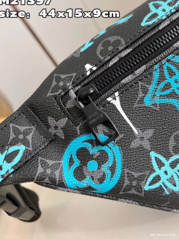 Aaa replica ru VUITTON BUMBAG DISCOVERY LOUIS 0801